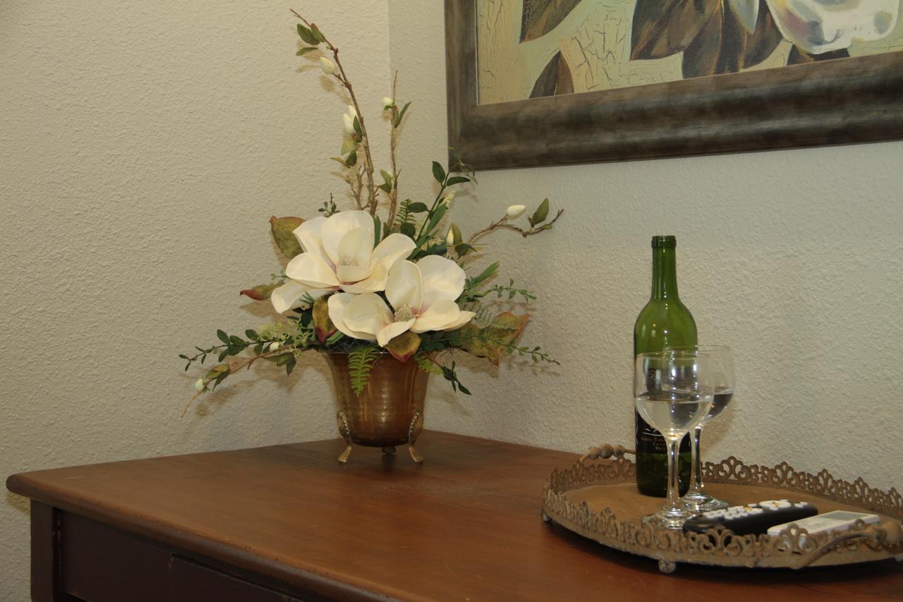 The Oaks Bed And Breakfast ซัลเฟอร์สปริงส์ ภายนอก รูปภาพ